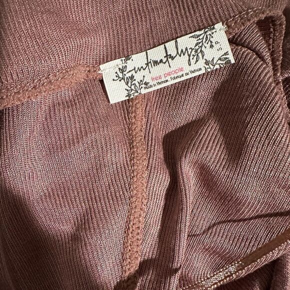 Free People NWT Night We Met Long Sleeve in size small in color withering rose - Picture 4 of 5